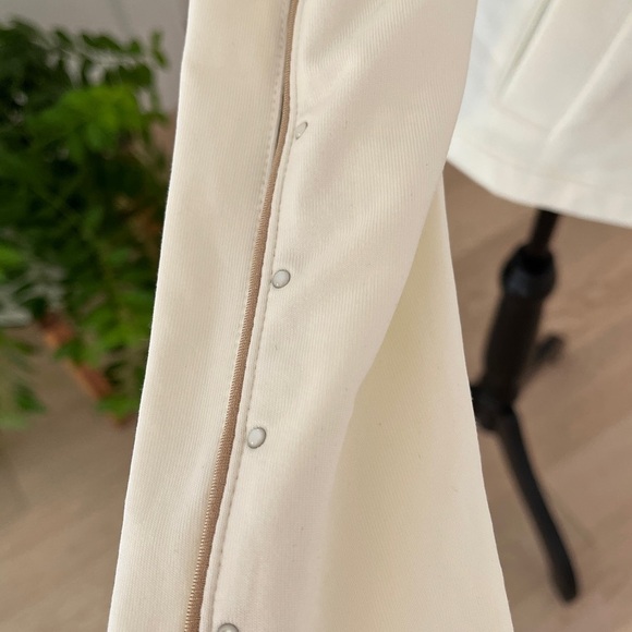 IZOD XTreme Function Golf Jacket Front Zip Front Snaps Casual Resortwear - Picture 8 of 17